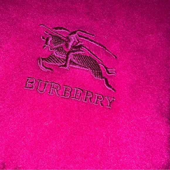 AUTHENTIC Burberry Lambswool Scarf EUC - Picture 3 of 6